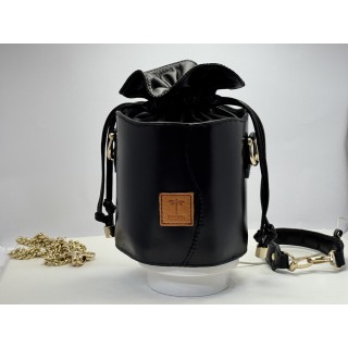 BUCKET ELAINE MEDIANO