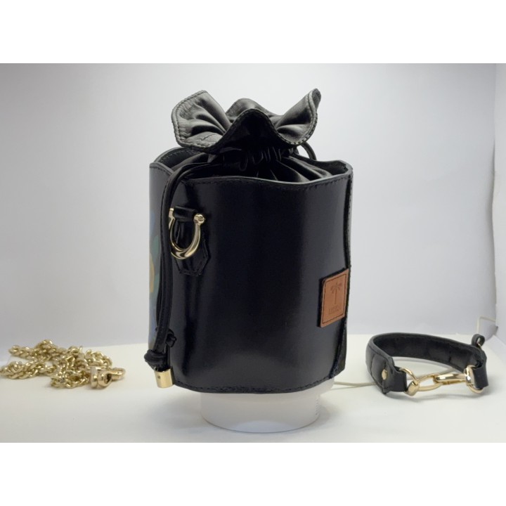 BUCKET ELAINE MEDIANO