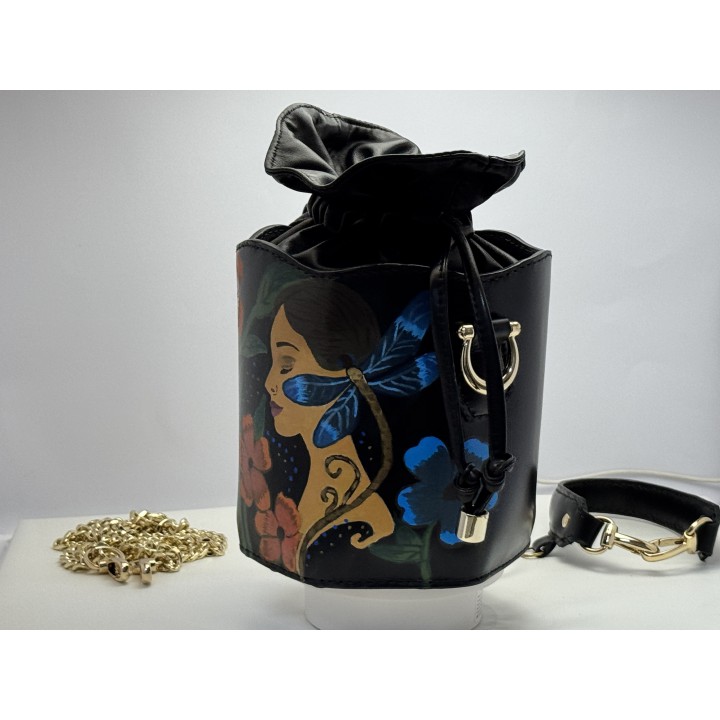 BUCKET ELAINE MITTEL